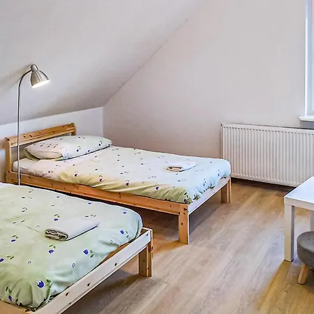 Awesome Apartment In Gdansk With Wifi 아파트 *